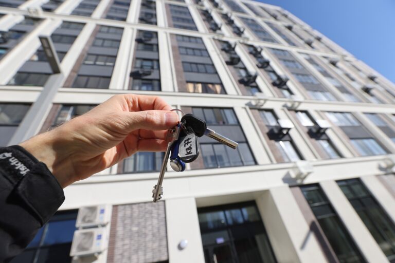 Россиян перестали пугать квартиры на первых этажах