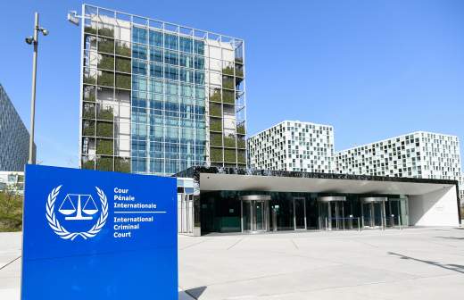 Германия напомнила Венгрии о Римском статуте