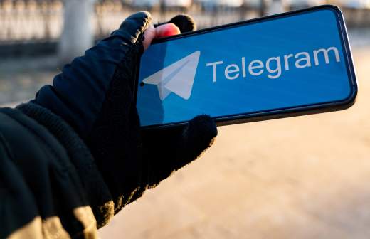 В Санкт-Петербурге 15-летняя школьница подожгла заправку