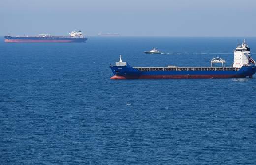 Песков заявил об увеличении доходов России из-за роста цен на нефть