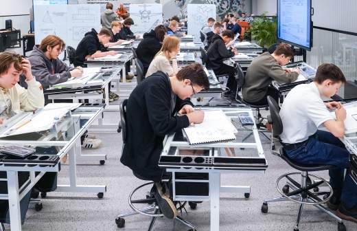 В Госдуме призвали регионы развивать среднее профессиональное образование