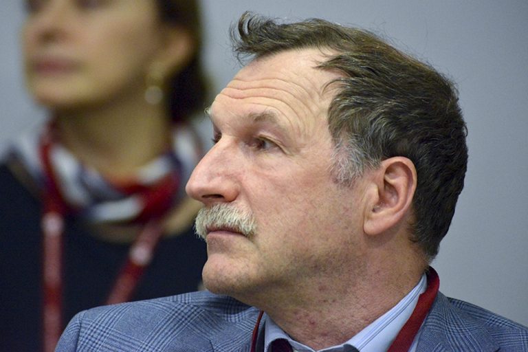 Политолог Бовт: Что экономика РФ построила и что упустила за 35 лет без Госплана