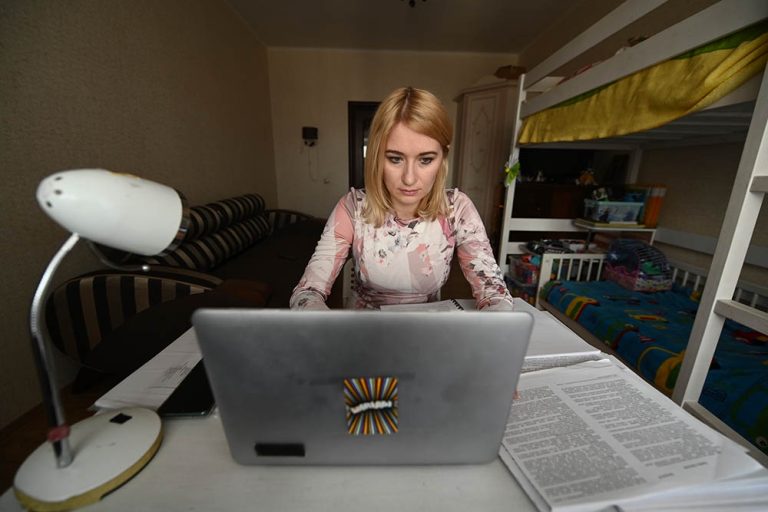 Не выходя из дома. Как выбрать квартиру для удаленной работы